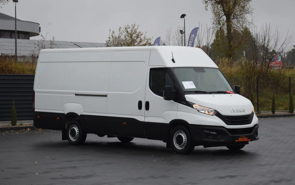Iveco DAILY MAXI 35S16 / 2.3 - 160 KM / NOWY MODEL / 3 OSOBY / DOSTAWCZE / BLASZAK / KLIMA / CZUJNIKI COFANIA / TRYB CITY-ECO / 2023 / SERWISOWANY / SPROWADZONY Z NIEMIEC - Furgon: slika 3 Iveco DAILY MAXI 35S16 / 2.3 - 160 KM / NOWY MODEL / 3 OSOBY / DOSTAWCZE / BLASZAK / KLIMA / CZUJNIKI COFANIA / TRYB CITY-ECO / 2023 / SERWISOWANY / SPROWADZONY Z NIEMIEC - Furgon: slika 3