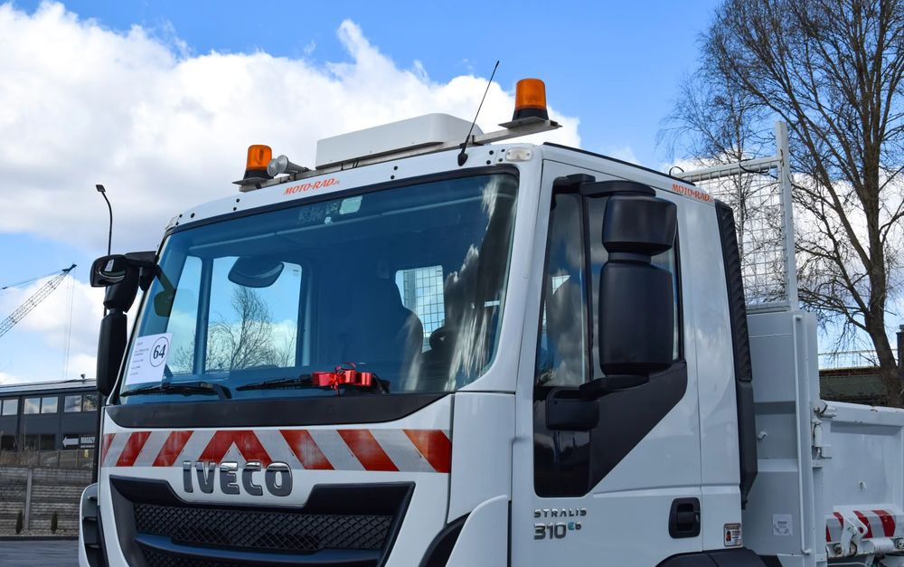 Iveco STRALIS 310 / 4x2 / EURO 6 / WYWROTKA / HYDROBURTA / AUTOMAT / HAK / 2015 / NISKI PRZEBIEG / SPROWADZONY lizing Iveco STRALIS 310 / 4x2 / EURO 6 / WYWROTKA / HYDROBURTA / AUTOMAT / HAK / 2015 / NISKI PRZEBIEG / SPROWADZONY: slika 10 Iveco STRALIS 310 / 4x2 / EURO 6 / WYWROTKA / HYDROBURTA / AUTOMAT / HAK / 2015 / NISKI PRZEBIEG / SPROWADZONY lizing Iveco STRALIS 310 / 4x2 / EURO 6 / WYWROTKA / HYDROBURTA / AUTOMAT / HAK / 2015 / NISKI PRZEBIEG / SPROWADZONY: slika 10