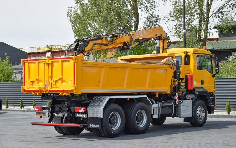 MAN TGS 26.400 / 6x4 / EURO 6 / UDT / HDS FASSI 165 / WYSUW x3 / ROTATOR / CHWYTAK / STEROWANIE RADIOWE / WZMOCNIONA RAMA / WYWROTKA / HYDROBURTA / AUTOMAT / 2017 / NOWE OPONY - 100% / NISKI PRZEBIEG - Tovornjak prekucnik: slika 5 MAN TGS 26.400 / 6x4 / EURO 6 / UDT / HDS FASSI 165 / WYSUW x3 / ROTATOR / CHWYTAK / STEROWANIE RADIOWE / WZMOCNIONA RAMA / WYWROTKA / HYDROBURTA / AUTOMAT / 2017 / NOWE OPONY - 100% / NISKI PRZEBIEG - Tovornjak prekucnik: slika 5