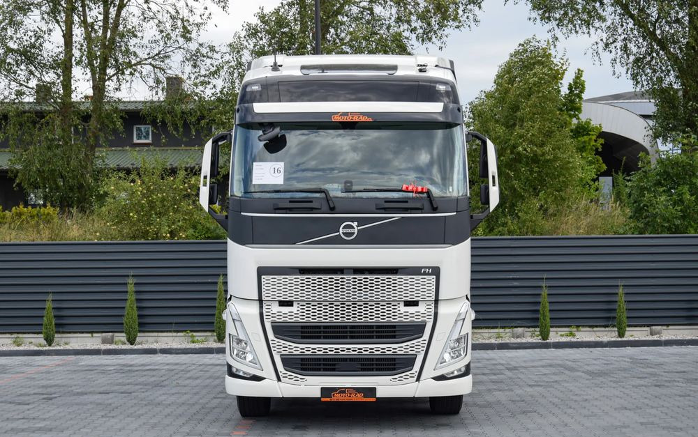 Volvo FH500 / EURO 6 / NOWY MODEL / KLIMATYZACJA POSTOJOWA / ACC / LEDY / 2 ZBIORNIKI PALIWA / FULL SPILERY / 2021 / SERWISOWANY / SPROWADZONY - Vlačilec: slika 2 Volvo FH500 / EURO 6 / NOWY MODEL / KLIMATYZACJA POSTOJOWA / ACC / LEDY / 2 ZBIORNIKI PALIWA / FULL SPILERY / 2021 / SERWISOWANY / SPROWADZONY - Vlačilec: slika 2
