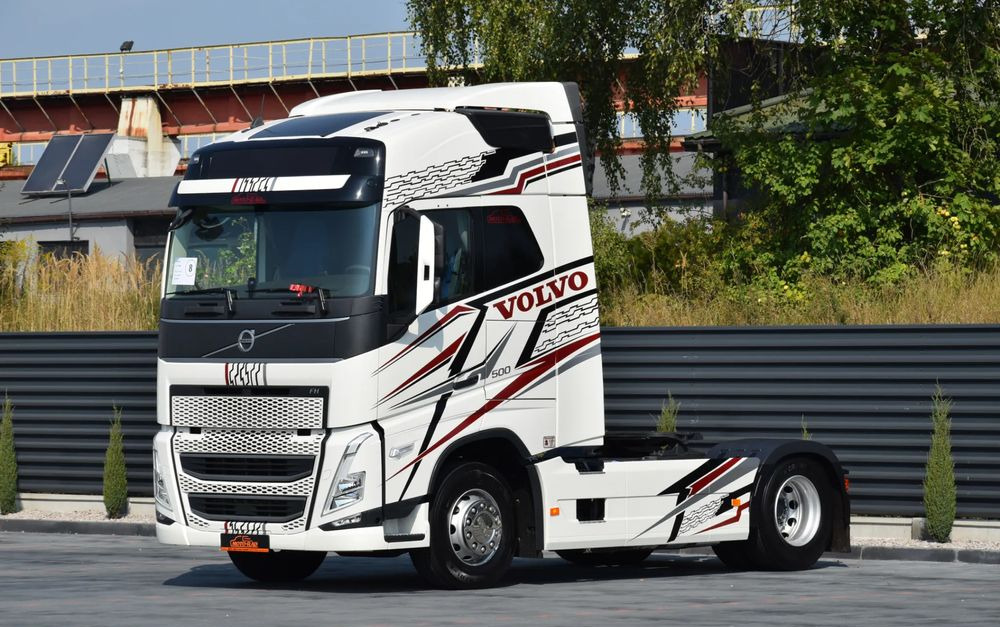 Volvo FH500 / EURO 6 / NOWY MODEL / KLIMATYZACJA POSTOJOWA / ACC / LEDY / 2 ZBIORNIKI PALIWA / FULL SPILERY / 2022 / SERWISOWANY / SPROWADZONY - Vlačilec: slika 1 Volvo FH500 / EURO 6 / NOWY MODEL / KLIMATYZACJA POSTOJOWA / ACC / LEDY / 2 ZBIORNIKI PALIWA / FULL SPILERY / 2022 / SERWISOWANY / SPROWADZONY - Vlačilec: slika 1