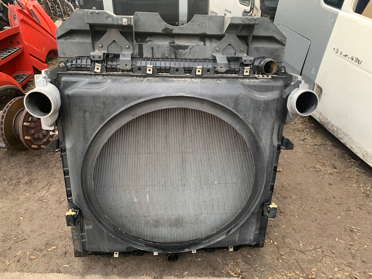 CHŁODNICA WODY POWIETRZA MERCEDES ACTROS MP4 MP 4 - Hladilnik motorja za Tovornjak: slika 1 CHŁODNICA WODY POWIETRZA MERCEDES ACTROS MP4 MP 4 - Hladilnik motorja za Tovornjak: slika 1