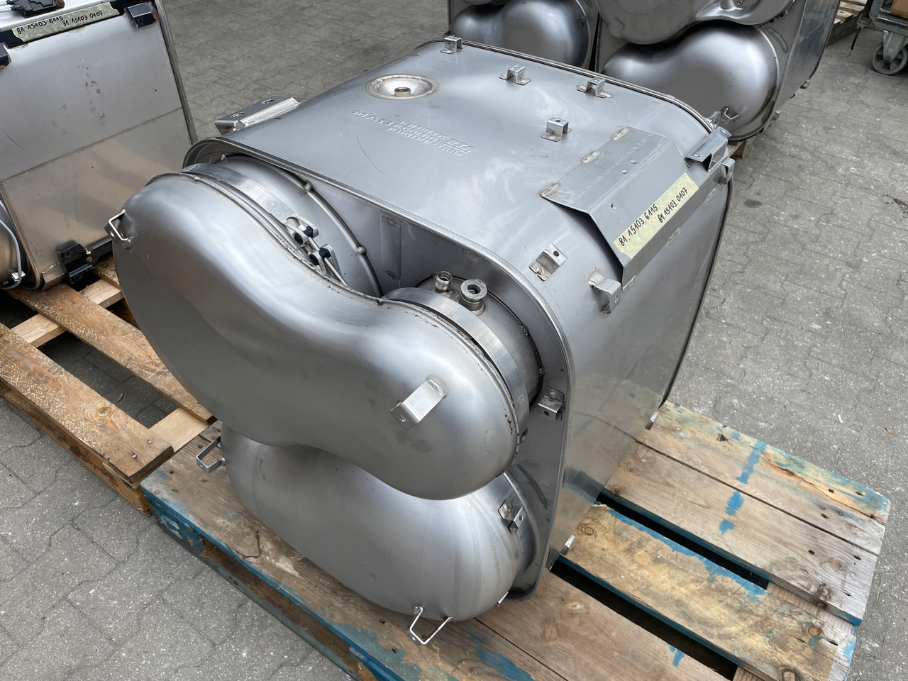 KATALIZATOR MAN TGX TGS EURO 6 DPF TŁUMIK WYDECH 81151036115 - Katalizator za Tovornjak: slika 2 KATALIZATOR MAN TGX TGS EURO 6 DPF TŁUMIK WYDECH 81151036115 - Katalizator za Tovornjak: slika 2