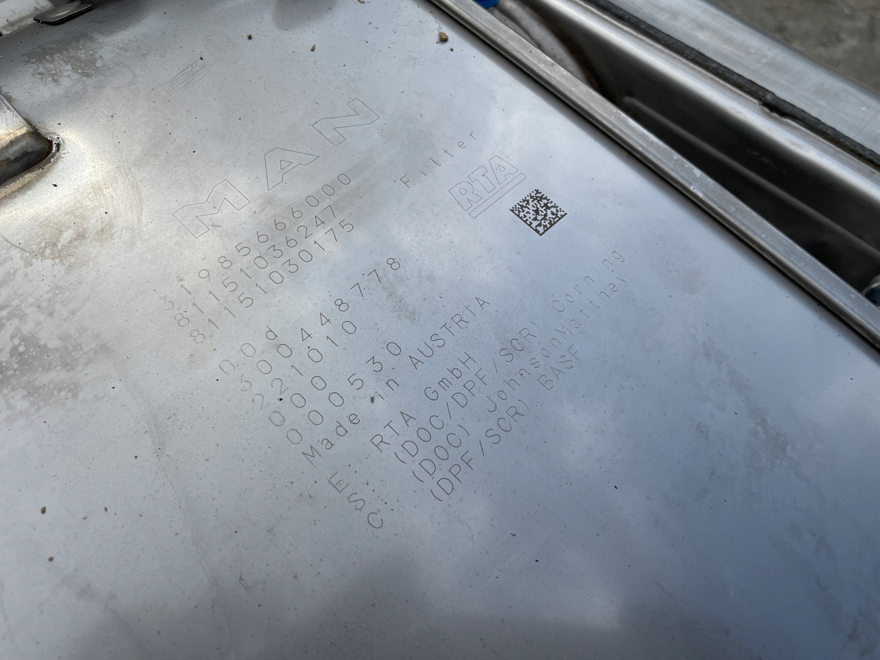 KATALIZATOR MAN TGX TGS EURO 6 DPF TŁUMIK WYDECH 81151036247 - Katalizator: slika 5 KATALIZATOR MAN TGX TGS EURO 6 DPF TŁUMIK WYDECH 81151036247 - Katalizator: slika 5