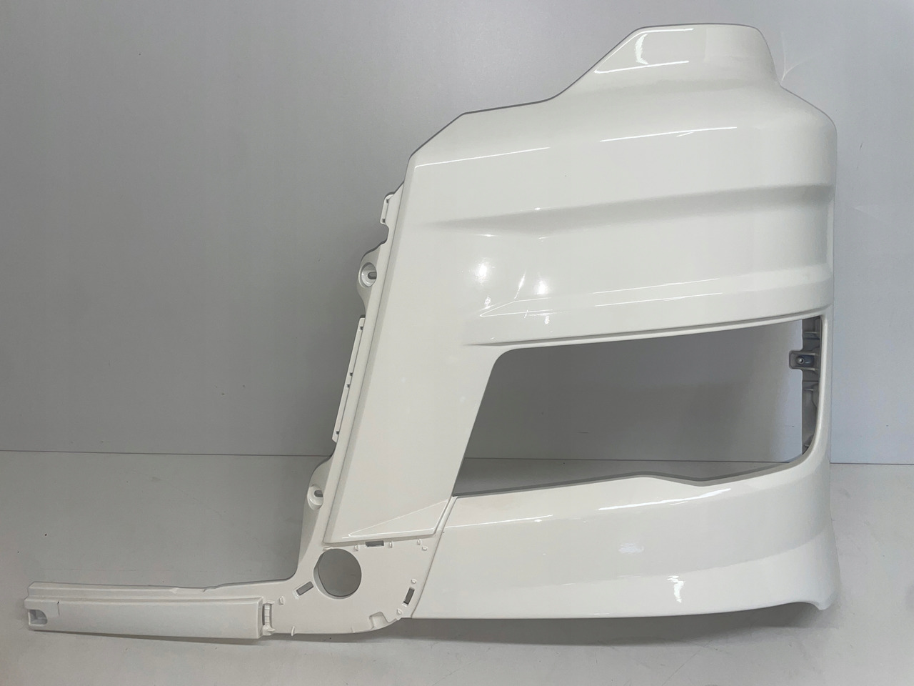 LEWA OSŁONA NA HALOGEN ZDERZAK MAN TG3 TGX 3 81416142277 - Odbijač za Tovornjak: slika 1 LEWA OSŁONA NA HALOGEN ZDERZAK MAN TG3 TGX 3 81416142277 - Odbijač za Tovornjak: slika 1