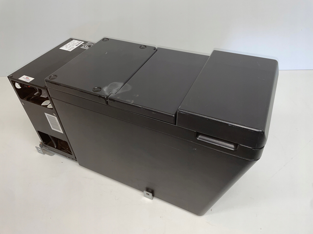 LODÓWKA CHŁODZIARKA IVECO STRALIS INTEL B 504195453 - Kabina in notranjost za Tovornjak: slika 2 LODÓWKA CHŁODZIARKA IVECO STRALIS INTEL B 504195453 - Kabina in notranjost za Tovornjak: slika 2