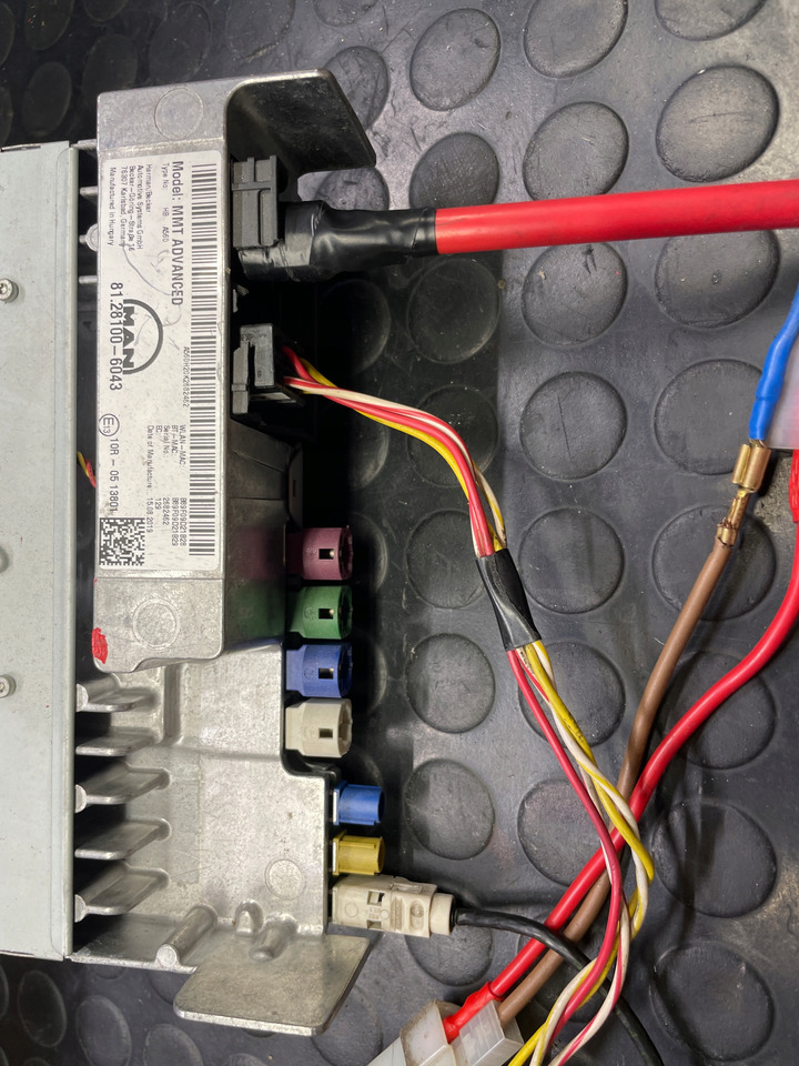 RADIO NAWIGACJA MAN TGS TGX EURO 6 81281006043 - Navigacijski sistem za Tovornjak: slika 3 RADIO NAWIGACJA MAN TGS TGX EURO 6 81281006043 - Navigacijski sistem za Tovornjak: slika 3