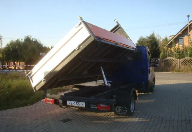 Iveco DAILY 100%PRZEBIEG-POTWIERDZONY - Dostavno vozilo prekucnik: slika 4 Iveco DAILY 100%PRZEBIEG-POTWIERDZONY - Dostavno vozilo prekucnik: slika 4