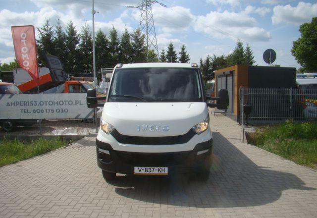Iveco DAILY 40 C 17 3.0TDI CLIXSTAR PRAWOJAZDY E DO B 3400KGŁADOWNOŚCI - Dostavno vozilo s kesonom: slika 3 Iveco DAILY 40 C 17 3.0TDI CLIXSTAR PRAWOJAZDY E DO B 3400KGŁADOWNOŚCI - Dostavno vozilo s kesonom: slika 3