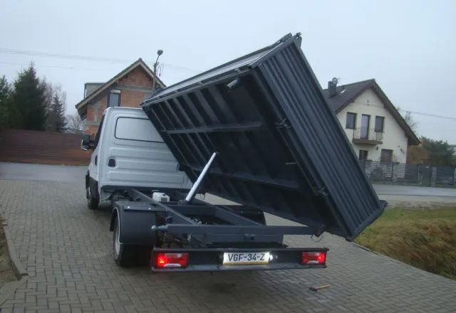 Iveco DAILY 50 C 17 3.0TDI WYWROTKA 4.70M 3.5T KLIMATRONIK - Dostavno vozilo prekucnik: slika 5 Iveco DAILY 50 C 17 3.0TDI WYWROTKA 4.70M 3.5T KLIMATRONIK - Dostavno vozilo prekucnik: slika 5