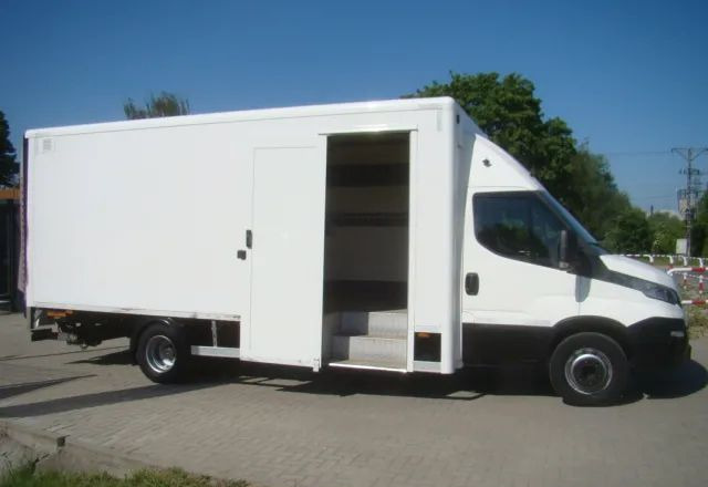 Iveco DAILY 70 C 18 3.0TDI 5.45M WINDA 1000KG - Dostavno vozilo z zabojnikom: slika 4 Iveco DAILY 70 C 18 3.0TDI 5.45M WINDA 1000KG - Dostavno vozilo z zabojnikom: slika 4