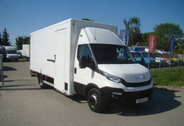 Iveco DAILY 70 C 18 3.0TDI 5.45M WINDA 1000KG - Dostavno vozilo z zabojnikom: slika 3 Iveco DAILY 70 C 18 3.0TDI 5.45M WINDA 1000KG - Dostavno vozilo z zabojnikom: slika 3