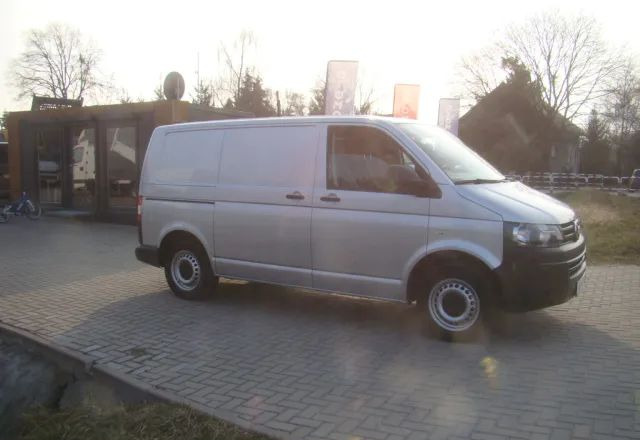 Volkswagen TRANSPORTER T 5 2.0TDI 100%PRZEBIEG - Furgon: slika 5 Volkswagen TRANSPORTER T 5 2.0TDI 100%PRZEBIEG - Furgon: slika 5