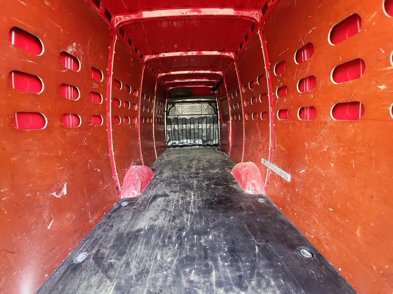 Iveco Daily 35S12 - Furgon, Dostavno vozilo z dvojno kabino: slika 5 Iveco Daily 35S12 - Furgon, Dostavno vozilo z dvojno kabino: slika 5