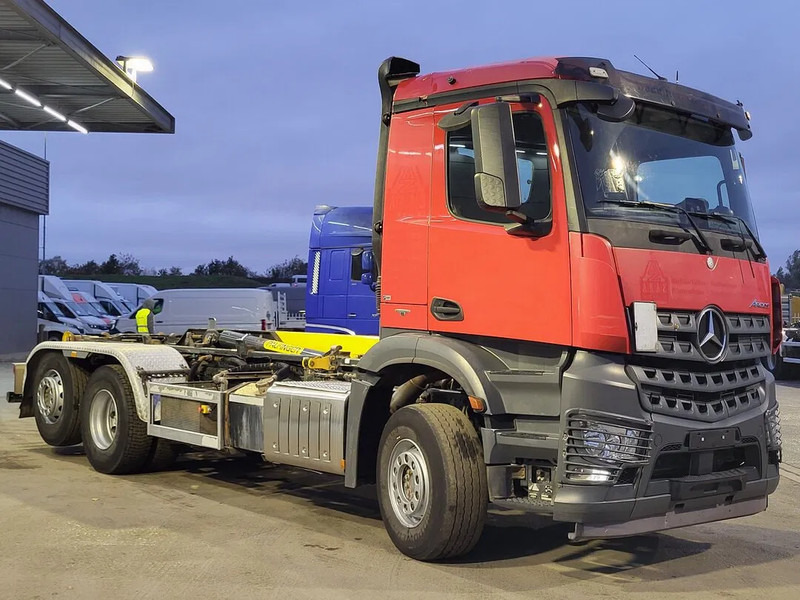 Mercedes-Benz Arocs 2648 Arocs 2648 - Tovornjak - kabelski sistem: slika 5 Mercedes-Benz Arocs 2648 Arocs 2648 - Tovornjak - kabelski sistem: slika 5