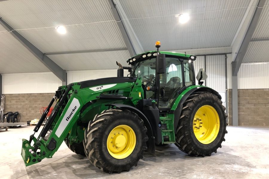 John Deere 6155R - Traktor: slika 1 John Deere 6155R - Traktor: slika 1
