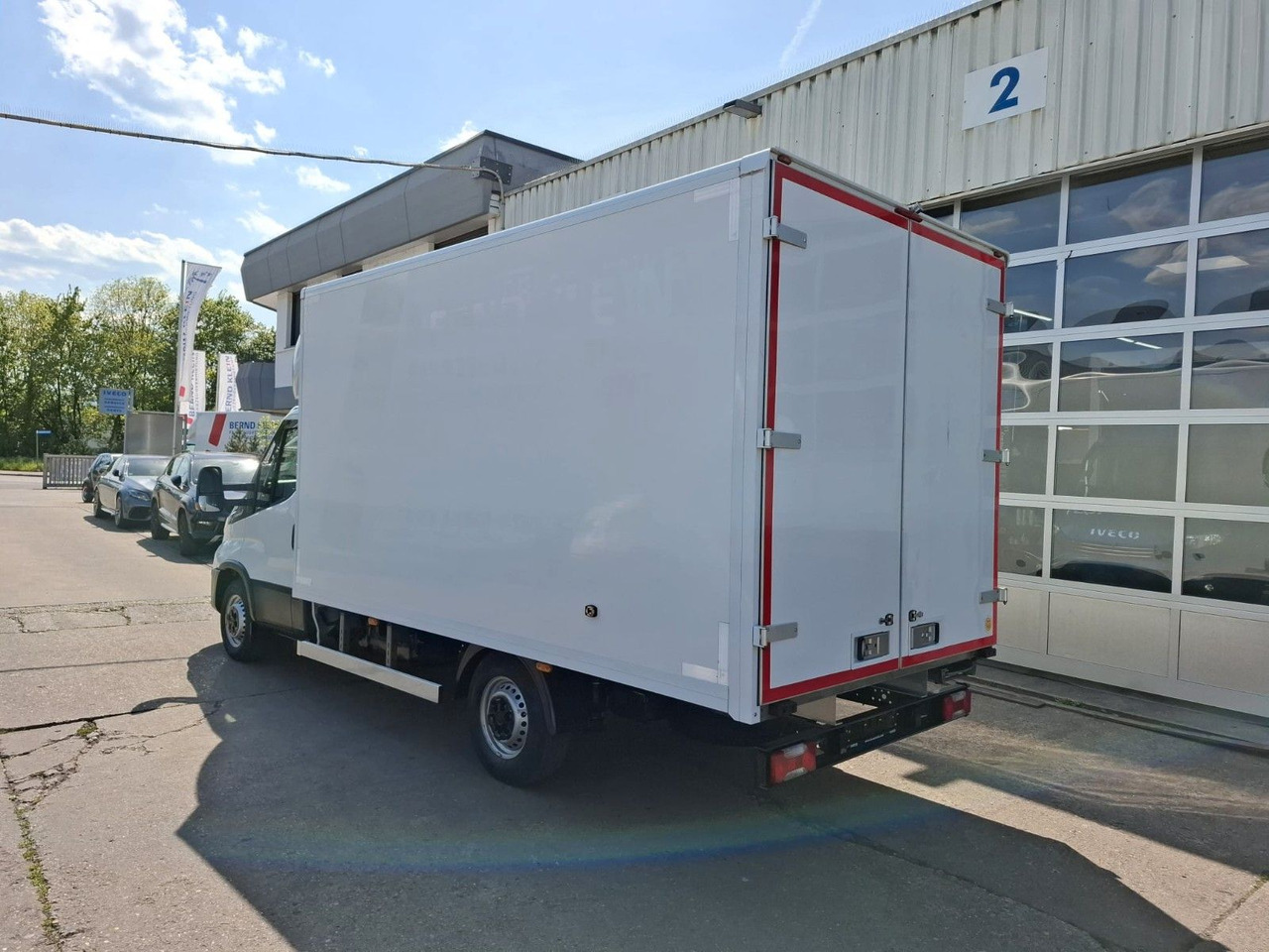 Iveco 35-160P/A8, Klima, HiMatik, LED, Luft, - Dostavno vozilo z zabojnikom: slika 4 Iveco 35-160P/A8, Klima, HiMatik, LED, Luft, - Dostavno vozilo z zabojnikom: slika 4