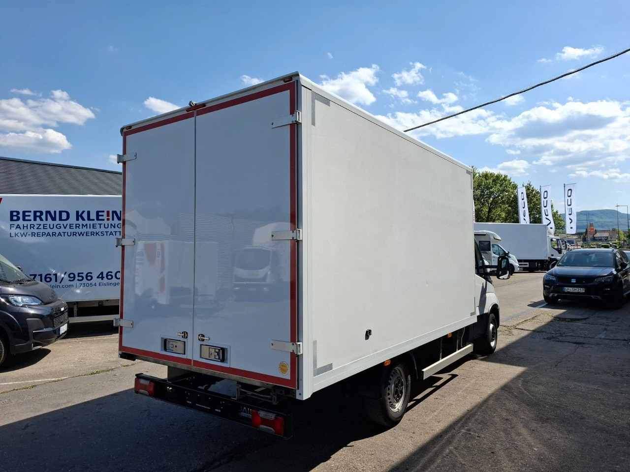 Iveco 35-160P/A8, Klima, HiMatik, LED, Luft, - Dostavno vozilo z zabojnikom: slika 3 Iveco 35-160P/A8, Klima, HiMatik, LED, Luft, - Dostavno vozilo z zabojnikom: slika 3