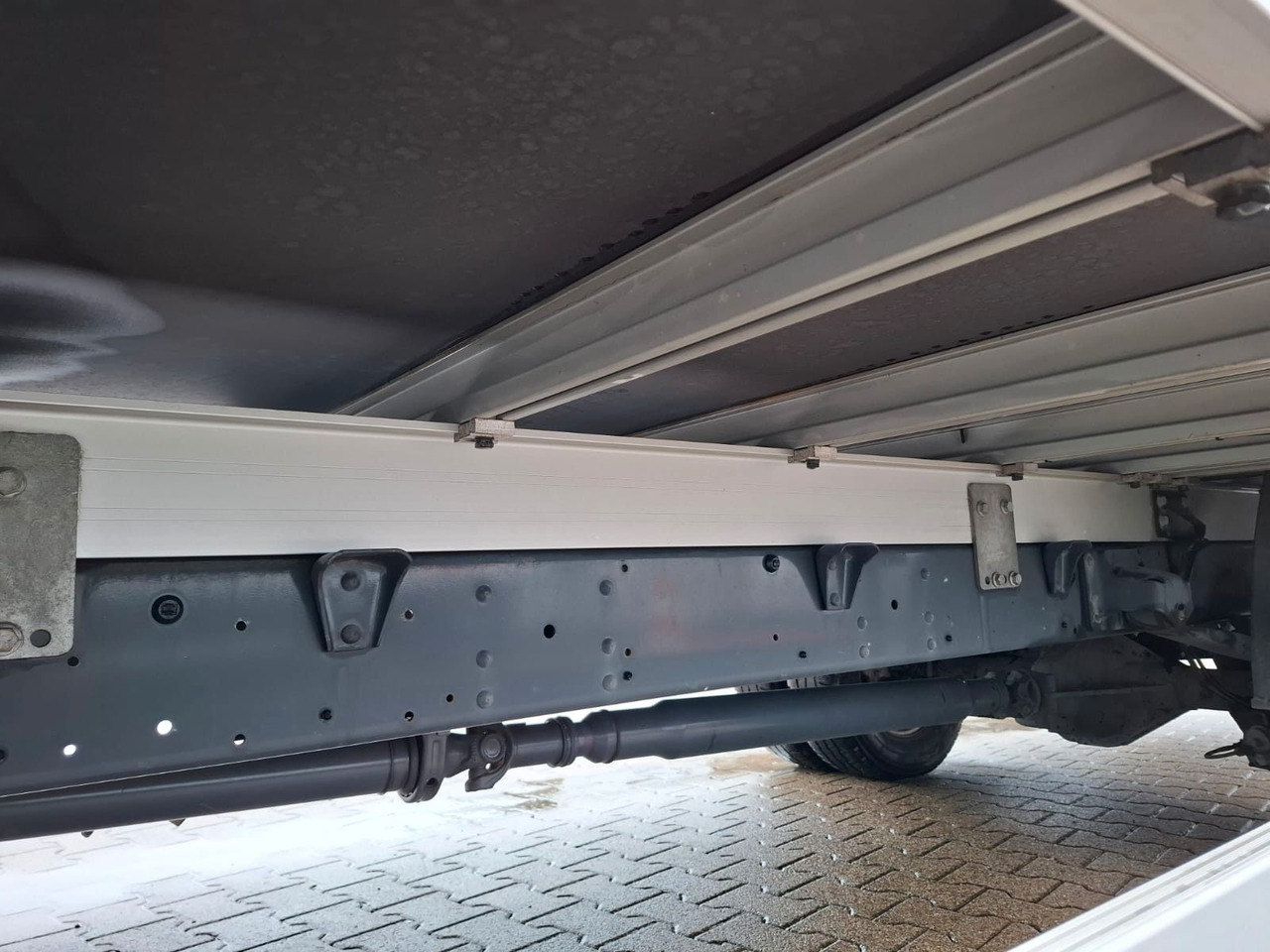 Iveco 72-210A8/P, Klima, Luft, HiMatik, LBW, RFK, - Dostavno vozilo s ponjavo: slika 5 Iveco 72-210A8/P, Klima, Luft, HiMatik, LBW, RFK, - Dostavno vozilo s ponjavo: slika 5