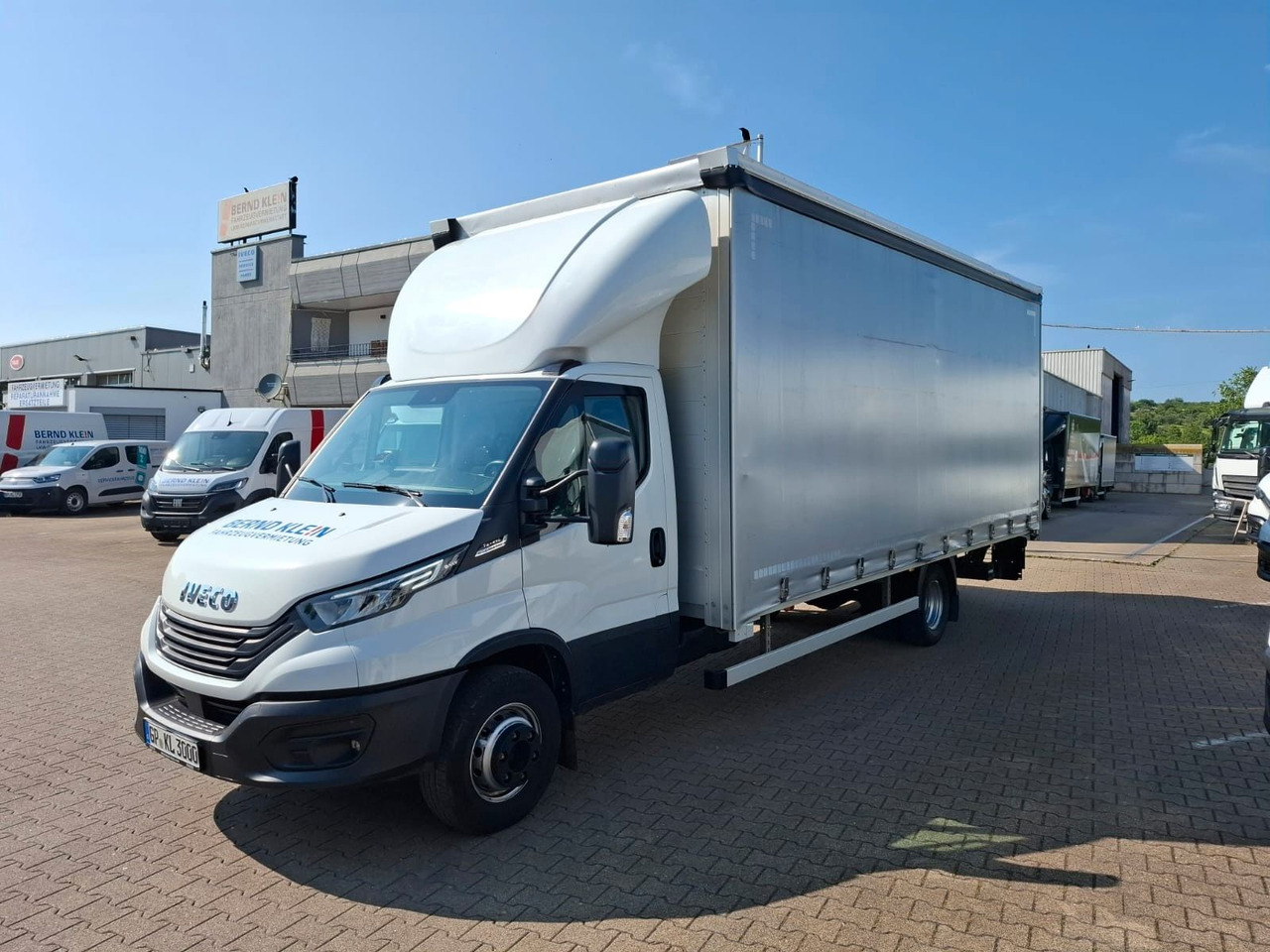 Iveco 72-210P/A8,Luft,HiMatic,LBW,Schiebepl., - Dostavno vozilo s ponjavo: slika 1 Iveco 72-210P/A8,Luft,HiMatic,LBW,Schiebepl., - Dostavno vozilo s ponjavo: slika 1