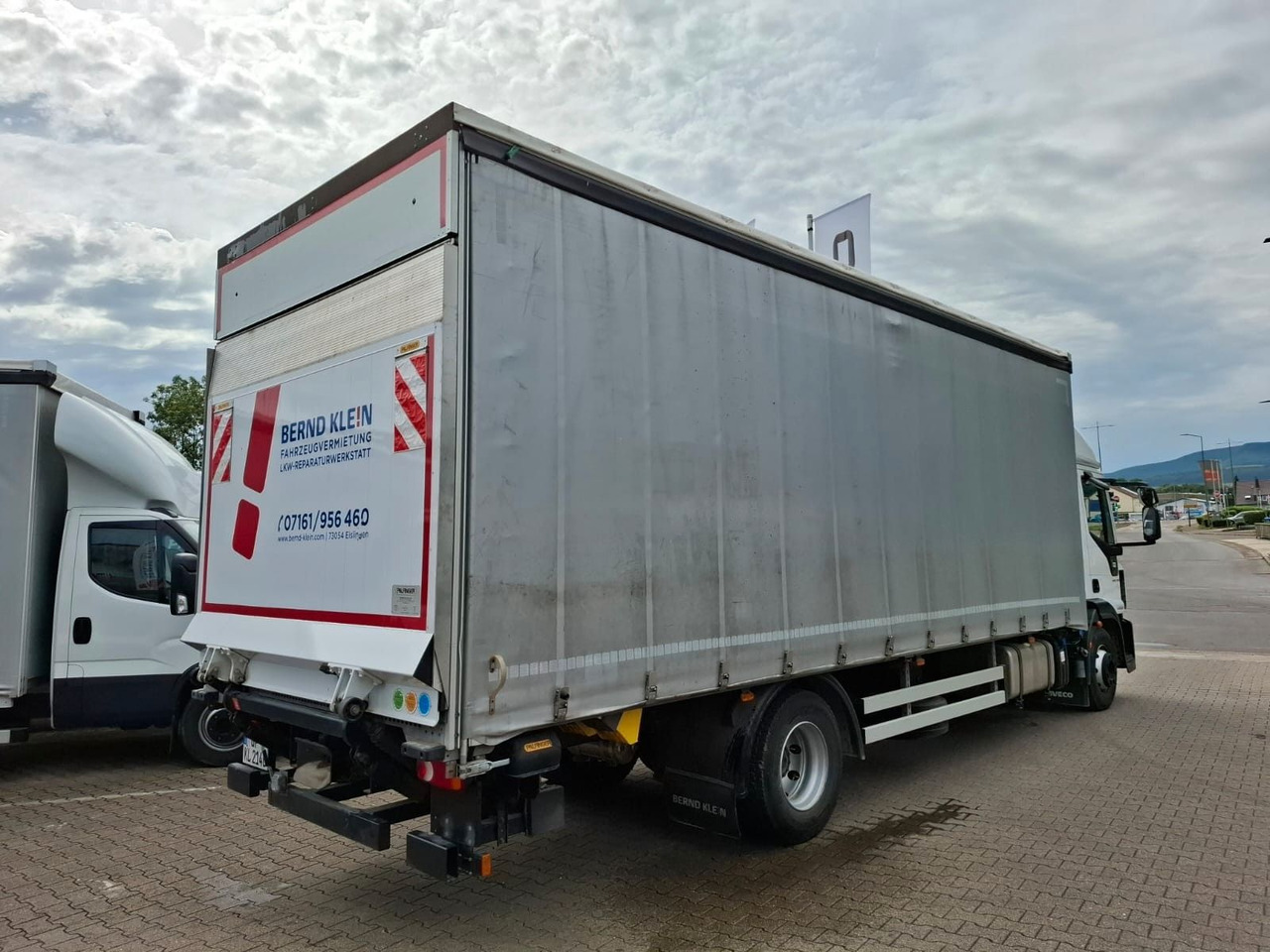 Iveco ML140-280PR, FFH, LBW, Klima, Schiebeplane, AHK - Tovornjak s ponjavo: slika 2 Iveco ML140-280PR, FFH, LBW, Klima, Schiebeplane, AHK - Tovornjak s ponjavo: slika 2