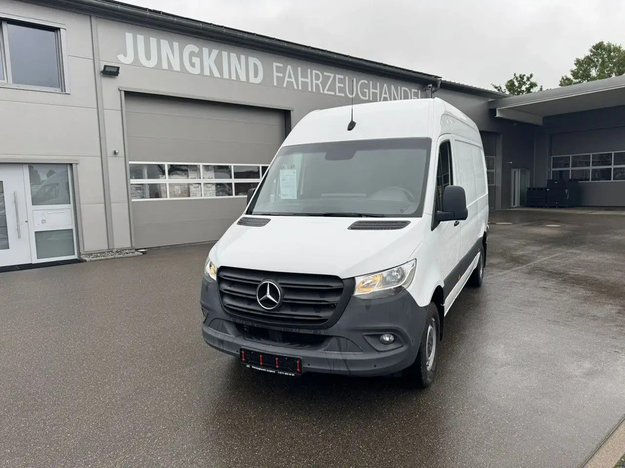 Mercedes-Benz Sprinter 317 CDI Lang Hoch Klima MBUX AHK 2,8t - Furgon: slika 2 Mercedes-Benz Sprinter 317 CDI Lang Hoch Klima MBUX AHK 2,8t - Furgon: slika 2