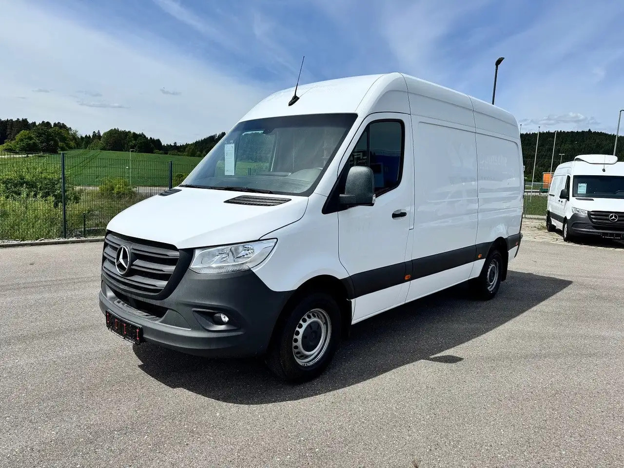 Mercedes-Benz Sprinter 317 CDI Lang Hoch Klima MBUX AHK - Furgon: slika 1 Mercedes-Benz Sprinter 317 CDI Lang Hoch Klima MBUX AHK - Furgon: slika 1