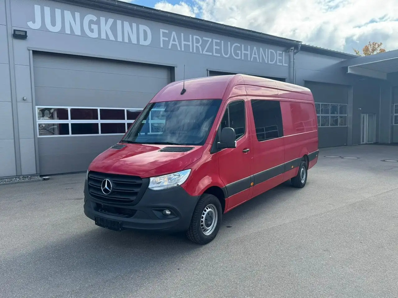 Mercedes-Benz Sprinter 317 CDI Maxi Lang Mixto AHK 3,5t MBUX - Dostavno vozilo z dvojno kabino: slika 1 Mercedes-Benz Sprinter 317 CDI Maxi Lang Mixto AHK 3,5t MBUX - Dostavno vozilo z dvojno kabino: slika 1