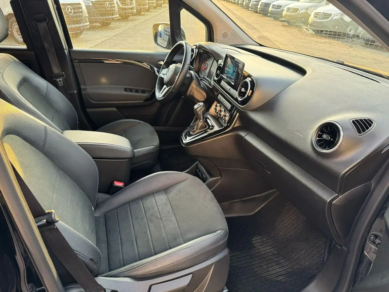 Mercedes-Benz T-Class T -Klasse 160 d standard - Avtomobil: slika 2 Mercedes-Benz T-Class T -Klasse 160 d standard - Avtomobil: slika 2