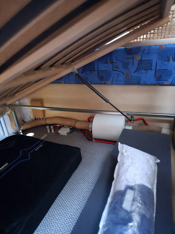 Wohnwagen TEC Tour 445 TDF Mover, Markise, Dusche - Počitniška prikolica: slika 3 Wohnwagen TEC Tour 445 TDF Mover, Markise, Dusche - Počitniška prikolica: slika 3