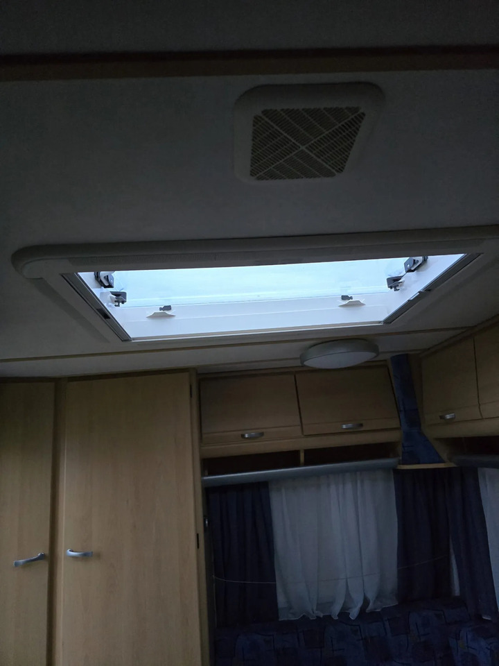 Wohnwagen TEC Tour 445 TDF Mover, Markise, Dusche - Počitniška prikolica: slika 5 Wohnwagen TEC Tour 445 TDF Mover, Markise, Dusche - Počitniška prikolica: slika 5