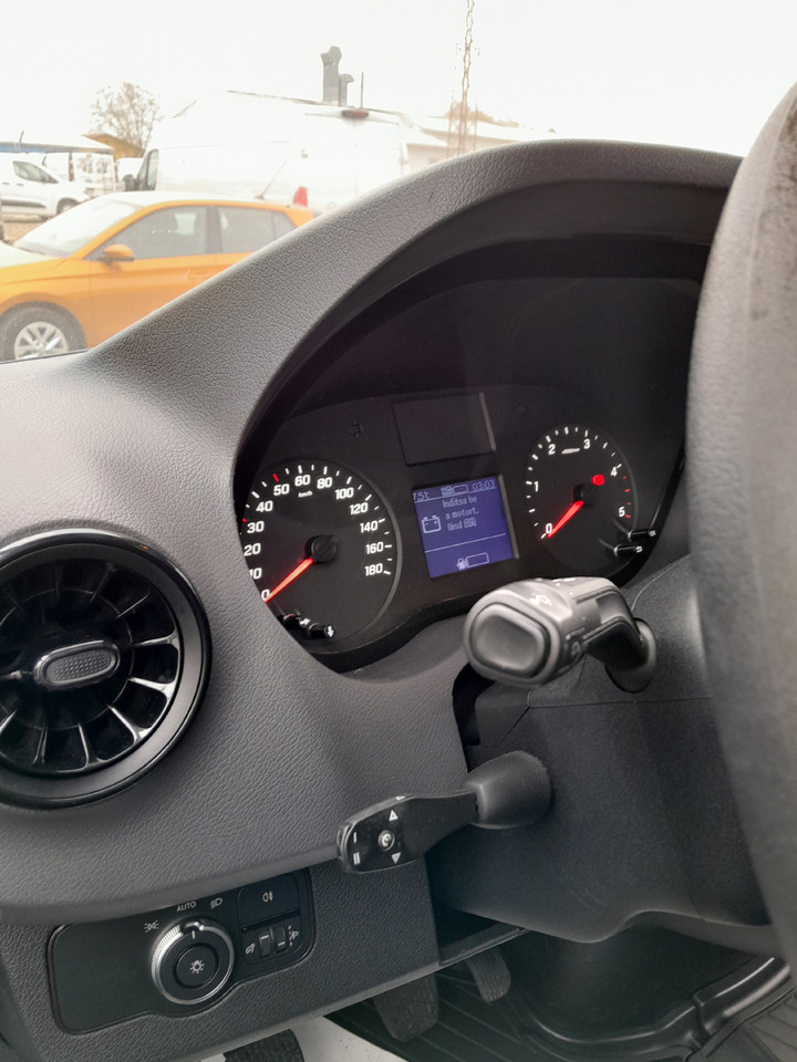 Dostavno vozilo s kesonom MERCEDES-BENZ Sprinter: slika 6