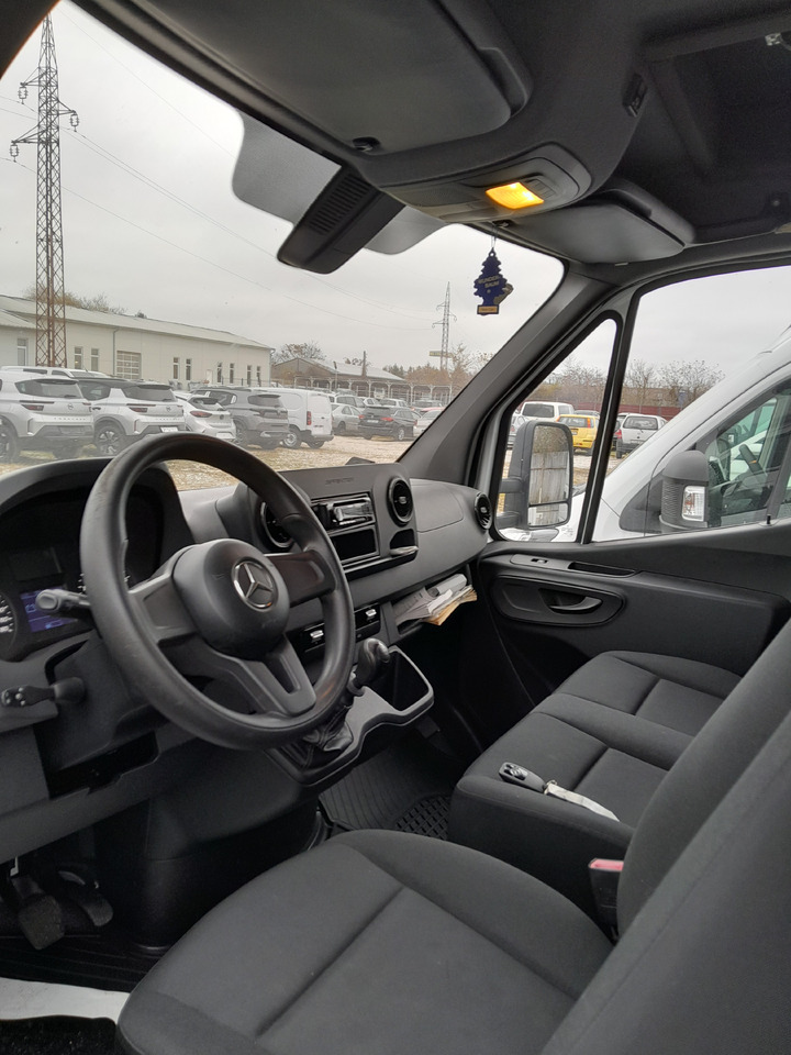 Dostavno vozilo s kesonom MERCEDES-BENZ Sprinter: slika 14