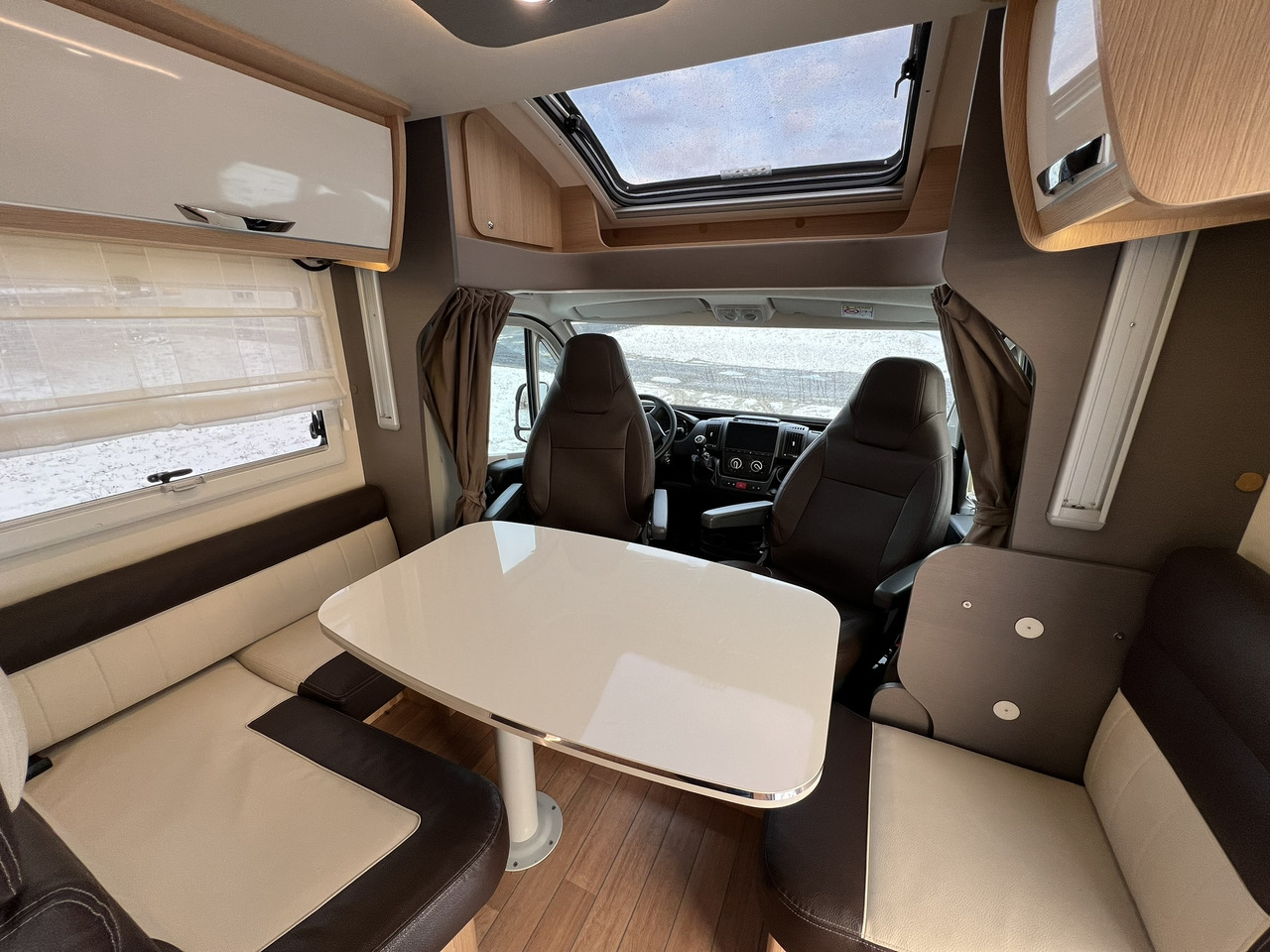 FORSTER T 699 EB Hubbett - Markise - Fahrradtr. - Polintegriran avtodom: slika 3 FORSTER T 699 EB Hubbett - Markise - Fahrradtr. - Polintegriran avtodom: slika 3