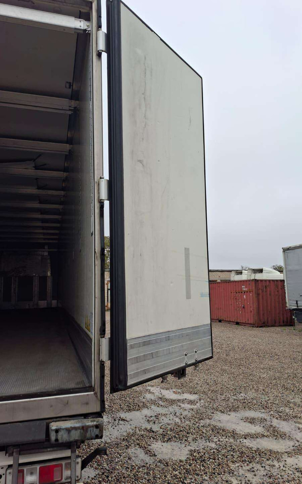 Polprikolica hladilnik Krone SD: slika 16 Polprikolica hladilnik Krone SD: slika 16