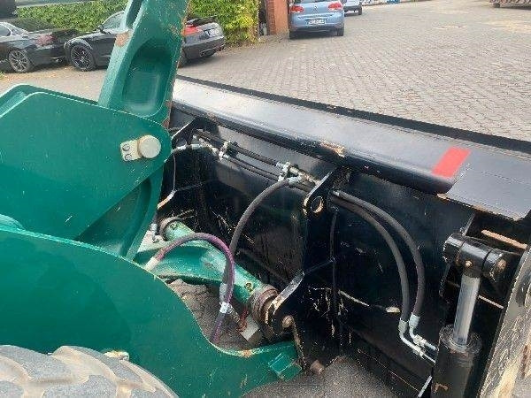 CAT 906 M - Kolesni nakladalec: slika 5 CAT 906 M - Kolesni nakladalec: slika 5