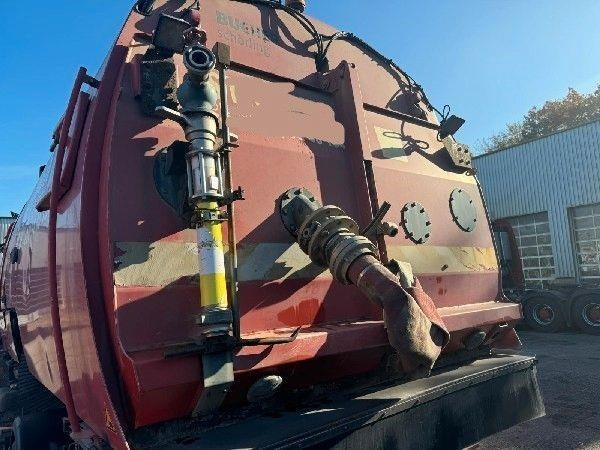 Mercedes-Benz 1829 L - Vozilo za pometanje: slika 4 Mercedes-Benz 1829 L - Vozilo za pometanje: slika 4