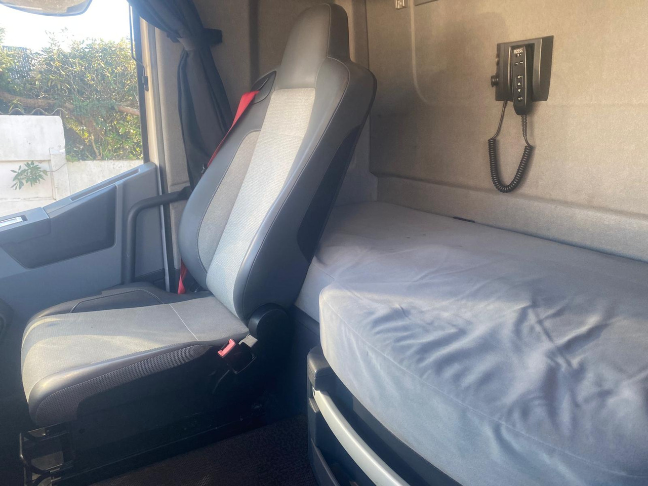 Tovornjak prekucnik RENAULT T460: slika 21