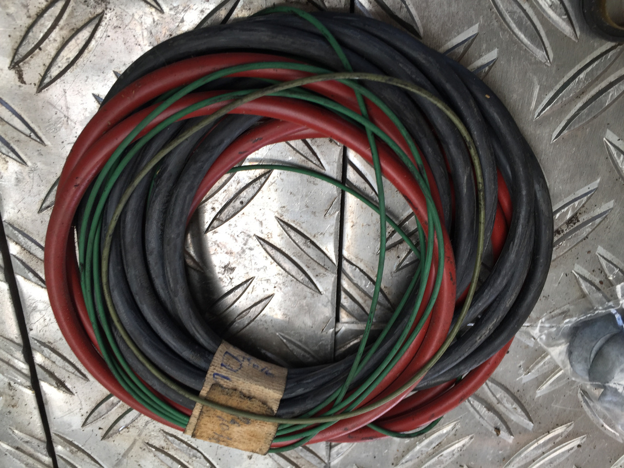 Gebrauchte diverse Gummiringe für Motorblock, Kalmar, Stapler, VOLVO, Artikel - Nr. : 7720 - 2 - Bati/ Obroči/ Puše za Tovornjak: slika 4 Gebrauchte diverse Gummiringe für Motorblock, Kalmar, Stapler, VOLVO, Artikel - Nr. : 7720 - 2 - Bati/ Obroči/ Puše za Tovornjak: slika 4