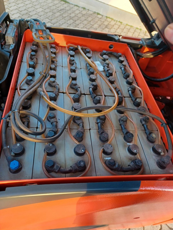 Linde E 20 PH -02 Duplexmast, Seitenschieber - Električni viličar: slika 5 Linde E 20 PH -02 Duplexmast, Seitenschieber - Električni viličar: slika 5