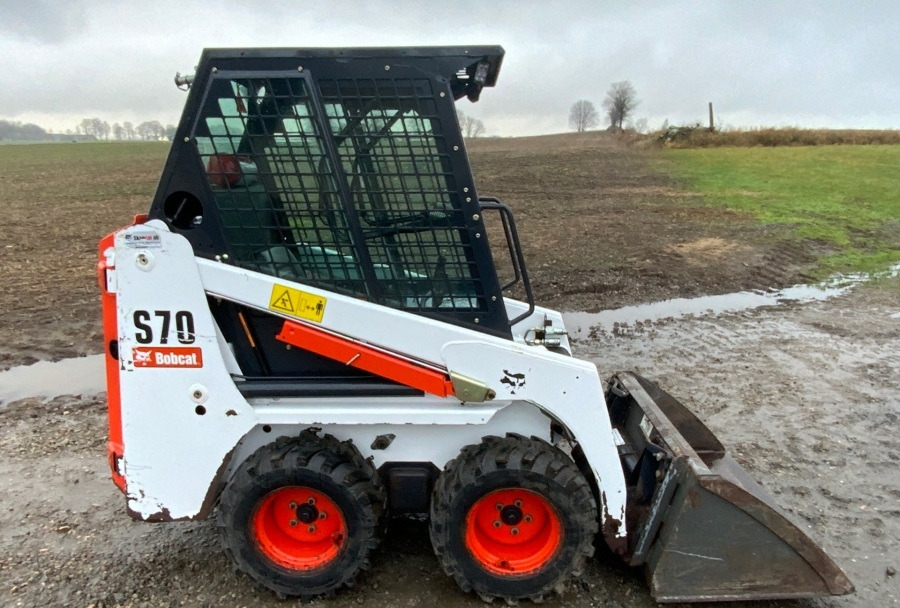 BOBCAT S70 - Mini nakladalec: slika 1 BOBCAT S70 - Mini nakladalec: slika 1
