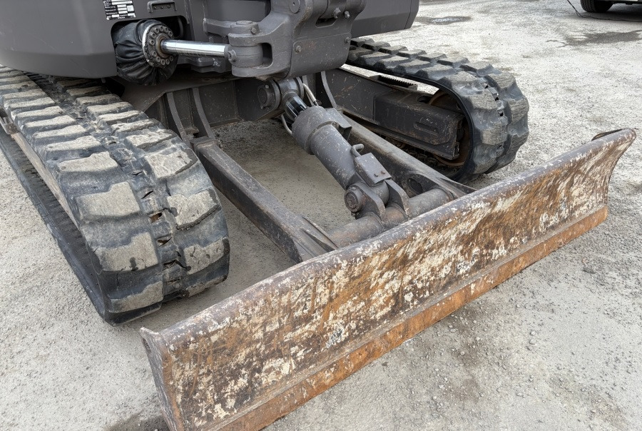 VOLVO ECR88D - Mini bager: slika 5 VOLVO ECR88D - Mini bager: slika 5