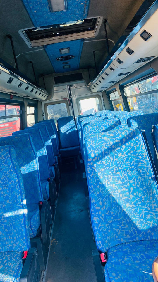 Iveco, 2004 god. - Minibus, Potniški kombi: slika 2 Iveco, 2004 god. - Minibus, Potniški kombi: slika 2