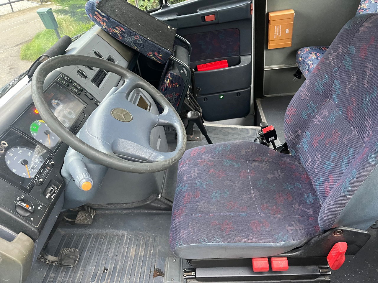 Mercedes-Benz Vario 814 Retarder - Primestni avtobus: slika 4 Mercedes-Benz Vario 814 Retarder - Primestni avtobus: slika 4