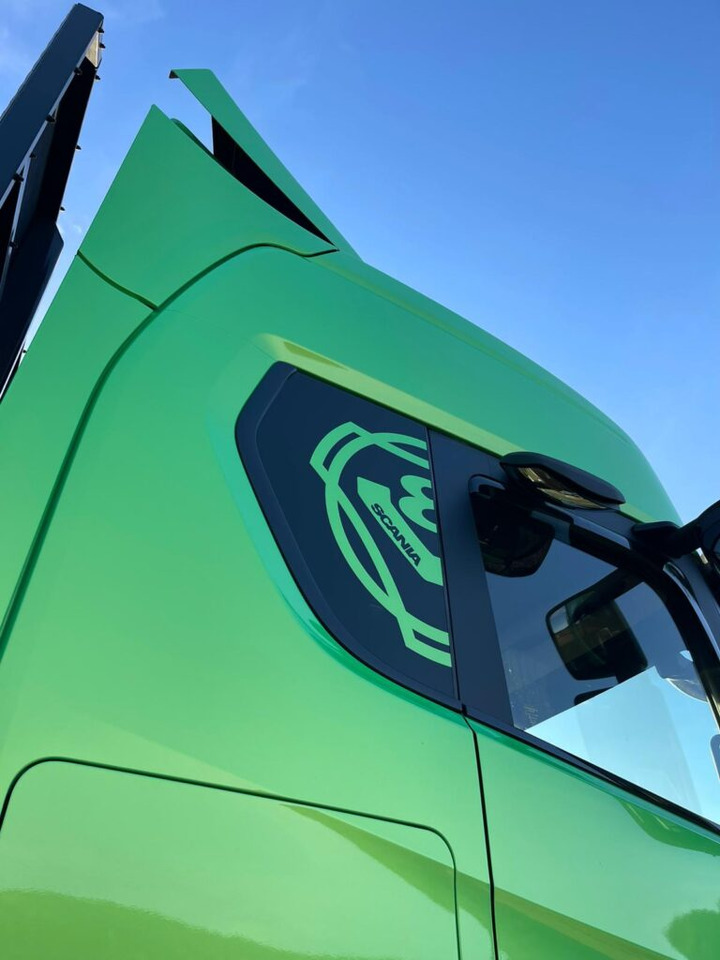 SCANIA 650 „BANDZIOR” - Tovornjak za prevoz lesa, Tovornjak z dvigalom: slika 4 SCANIA 650 „BANDZIOR” - Tovornjak za prevoz lesa, Tovornjak z dvigalom: slika 4