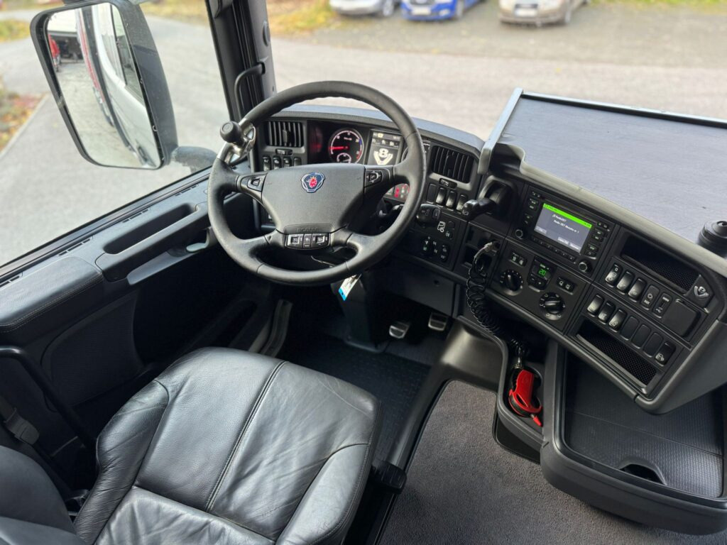 SCANIA R580 - Tovornjak za prevoz lesa, Tovornjak z dvigalom: slika 5 SCANIA R580 - Tovornjak za prevoz lesa, Tovornjak z dvigalom: slika 5