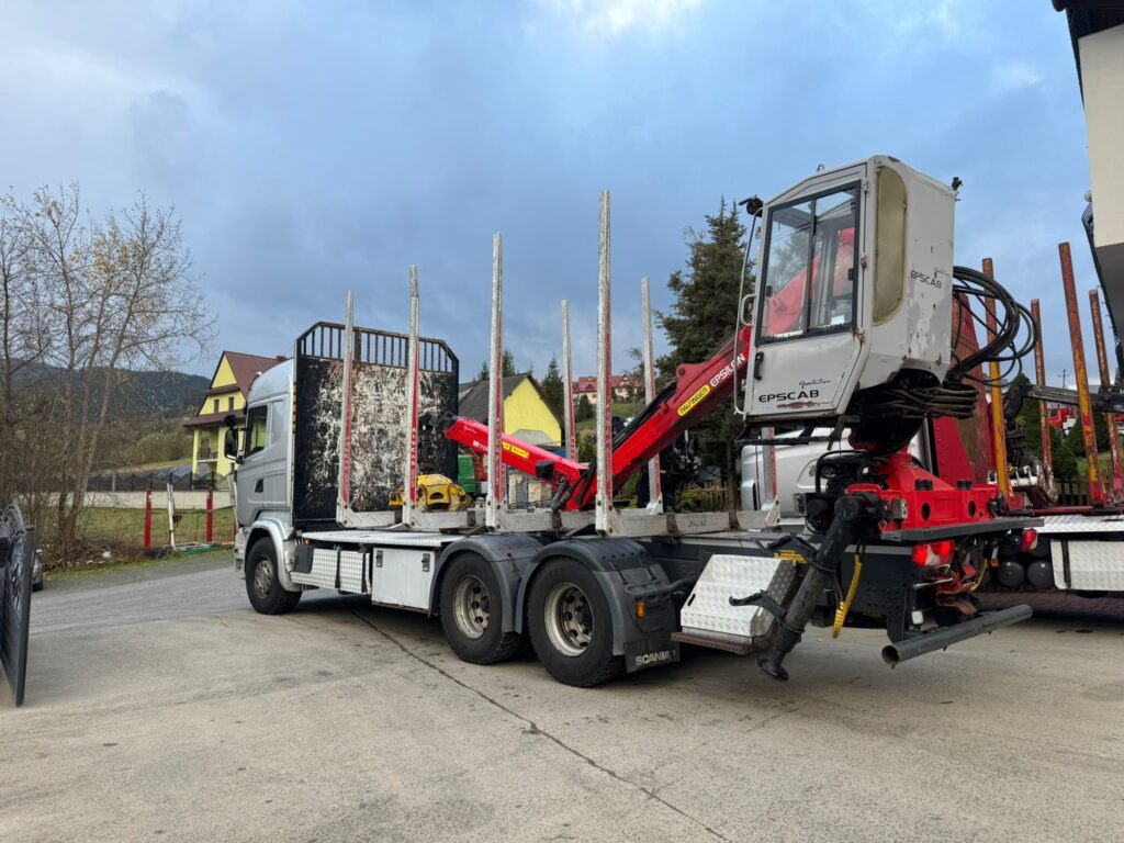 SCANIA R580 - Tovornjak za prevoz lesa, Tovornjak z dvigalom: slika 4 SCANIA R580 - Tovornjak za prevoz lesa, Tovornjak z dvigalom: slika 4