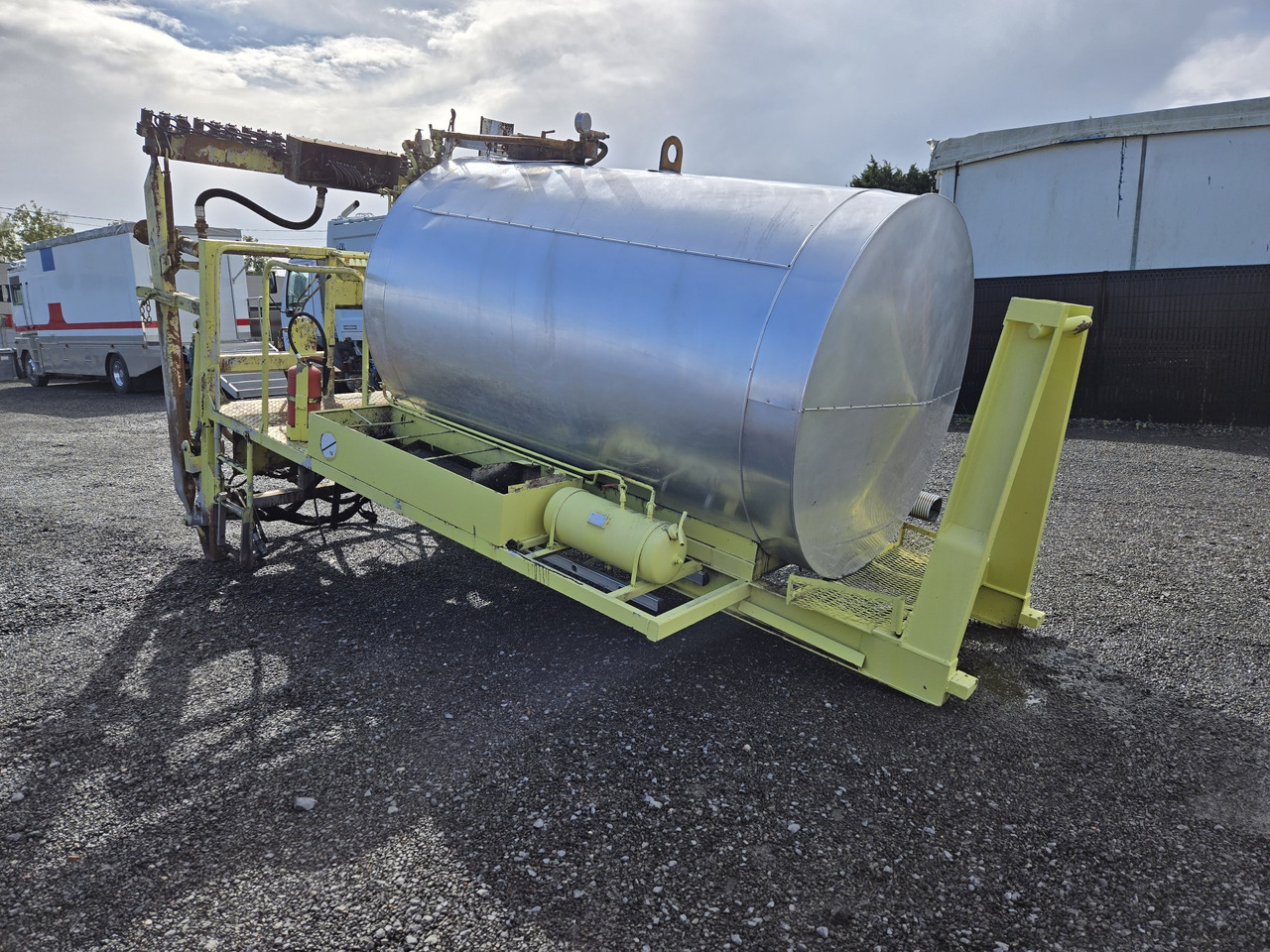 RINCHEVAL SECMAIR MAUGUIN - Brizgalka za bitumen: slika 2 RINCHEVAL SECMAIR MAUGUIN - Brizgalka za bitumen: slika 2