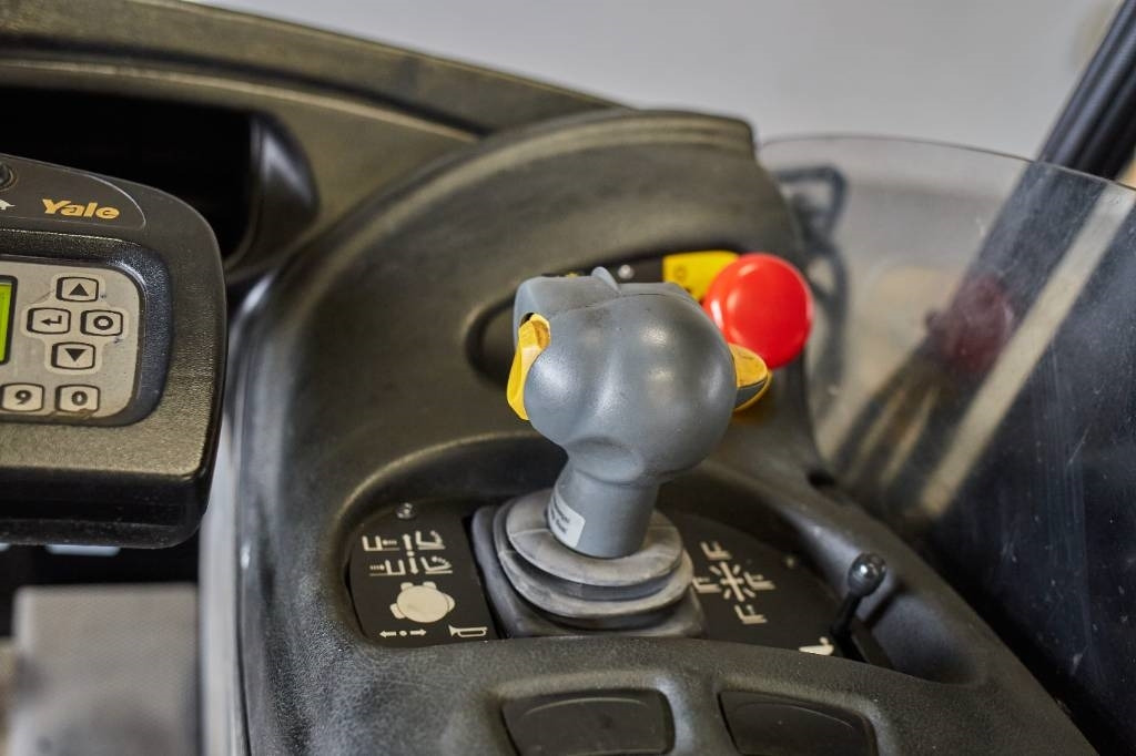 Yale MR14 - Električni viličar: slika 4 Yale MR14 - Električni viličar: slika 4