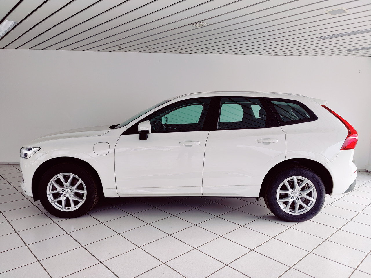 SUV Volvo XC60 t8 twin engine Momentum Plug-In Hybrid AWD AHK Leder Navi: slika 8
